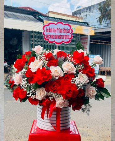 shop hoa tuoi phuong tan my hcm giao hoa tan nha dep sang