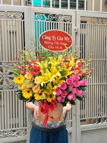 shop hoa tuoi phuong thu dau mot hcm giao hoa tan nha