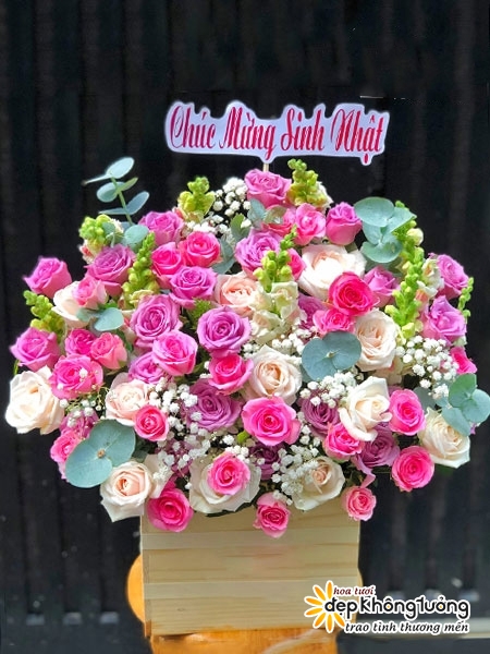 Giỏ Hoa Chúc mừng rực rỡ